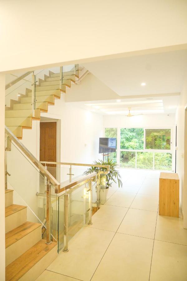 Отель Oceana Hills Residency Alappuzha Экстерьер фото